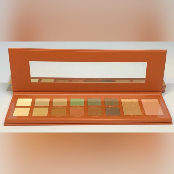 NWT Laura Geller Laura's Essentials Timeless Terracotta Eyeshadow Blush Palette - Picture 7 of 9